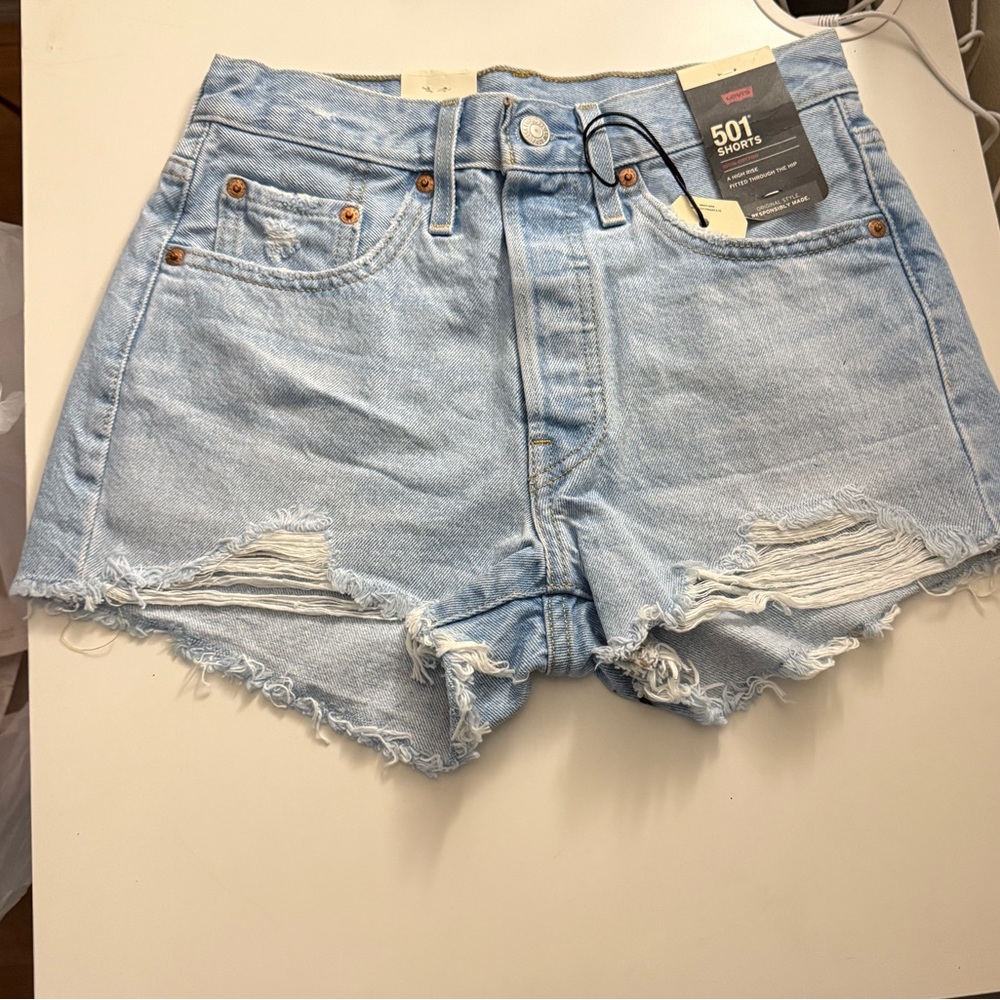 Levi’s 501 Shorts - Size 24